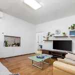 Sabi Relax Zone - Pool & Jacuzzi Appartement Pula