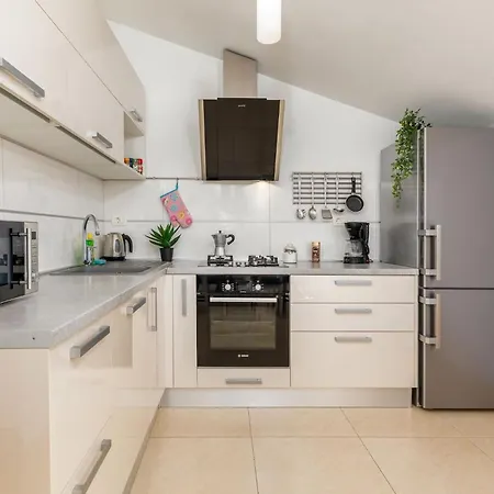 Sabi Relax Zone - Pool & Jacuzzi Διαμέρισμα Πούλα