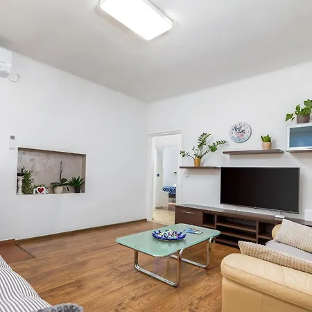 Sabi Relax Zone - Pool & Jacuzzi Διαμέρισμα Πούλα