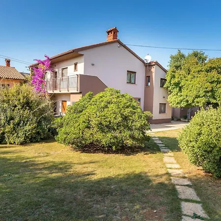 아파트 Sabi Relax Zone - Pool & Jacuzzi 풀라