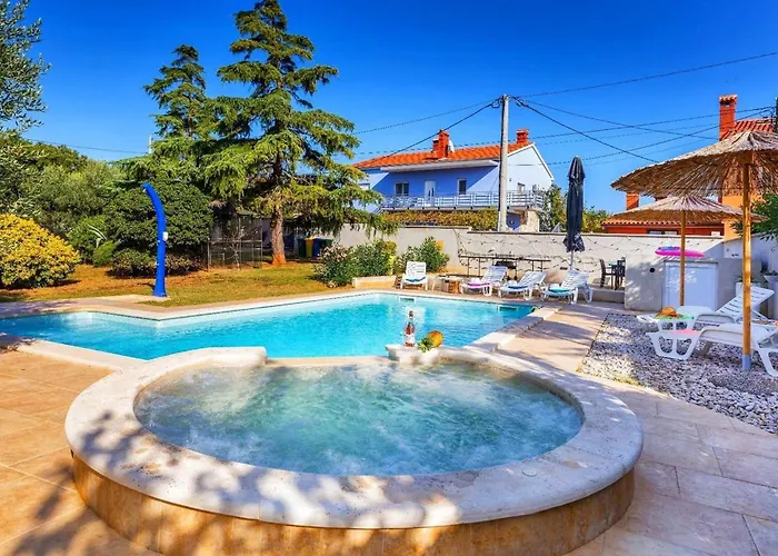 Sabi Relax Zone - Pool & Jacuzzi *